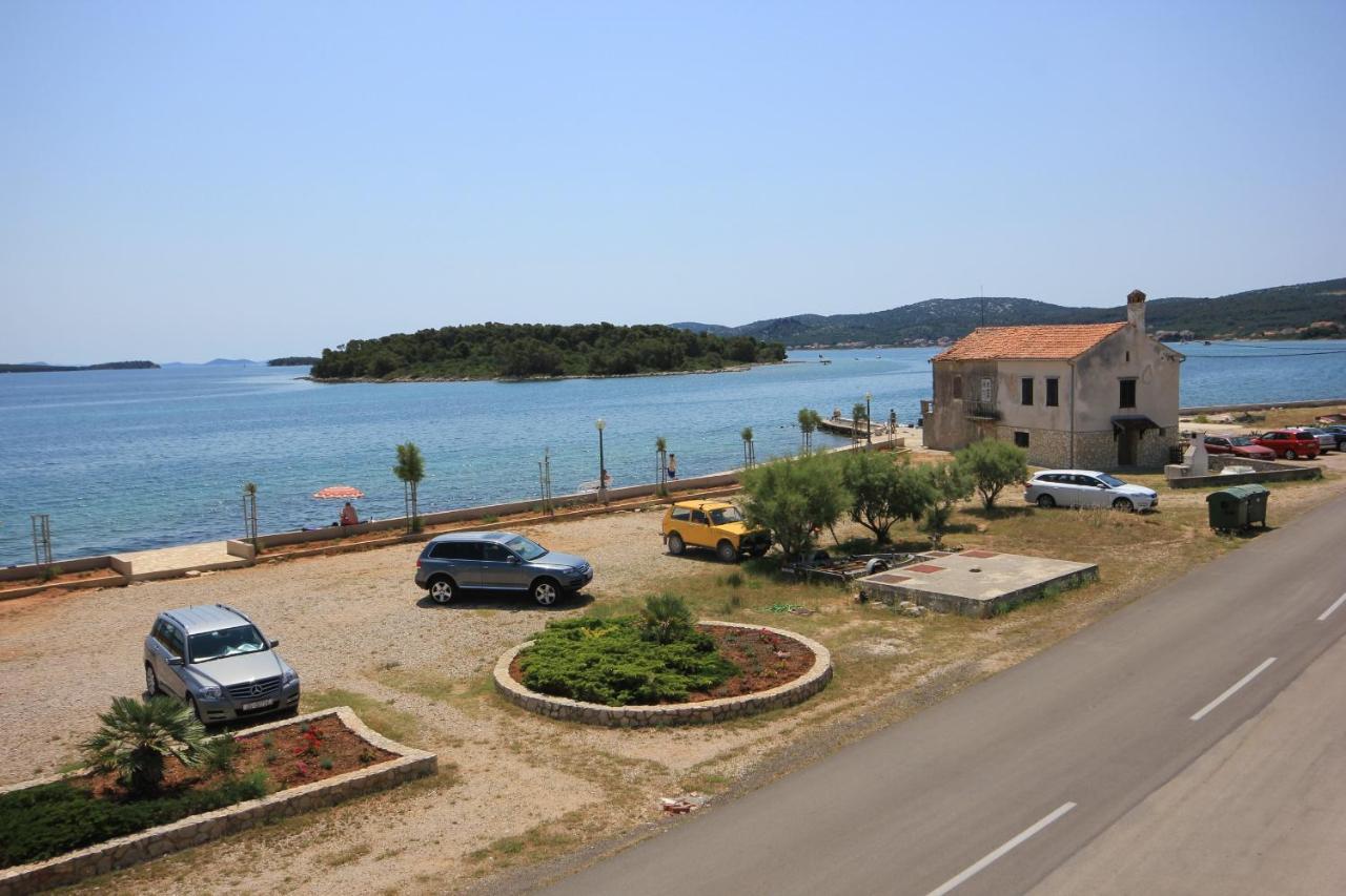 Rooms By The Sea Pasman - 8223 Eksteriør bilde